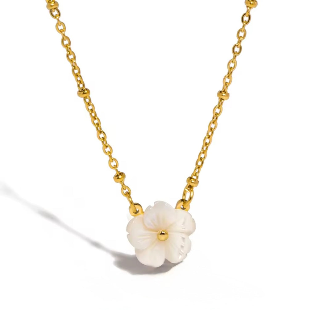 Pozłacany Naszyjnik Kwiatek z Cyrkoniami Diamond Blossom Glow